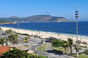 Read more about the article Roteiro de 1 dia em Niterói saindo do hotel: MAC, orla, praias e pôr do sol